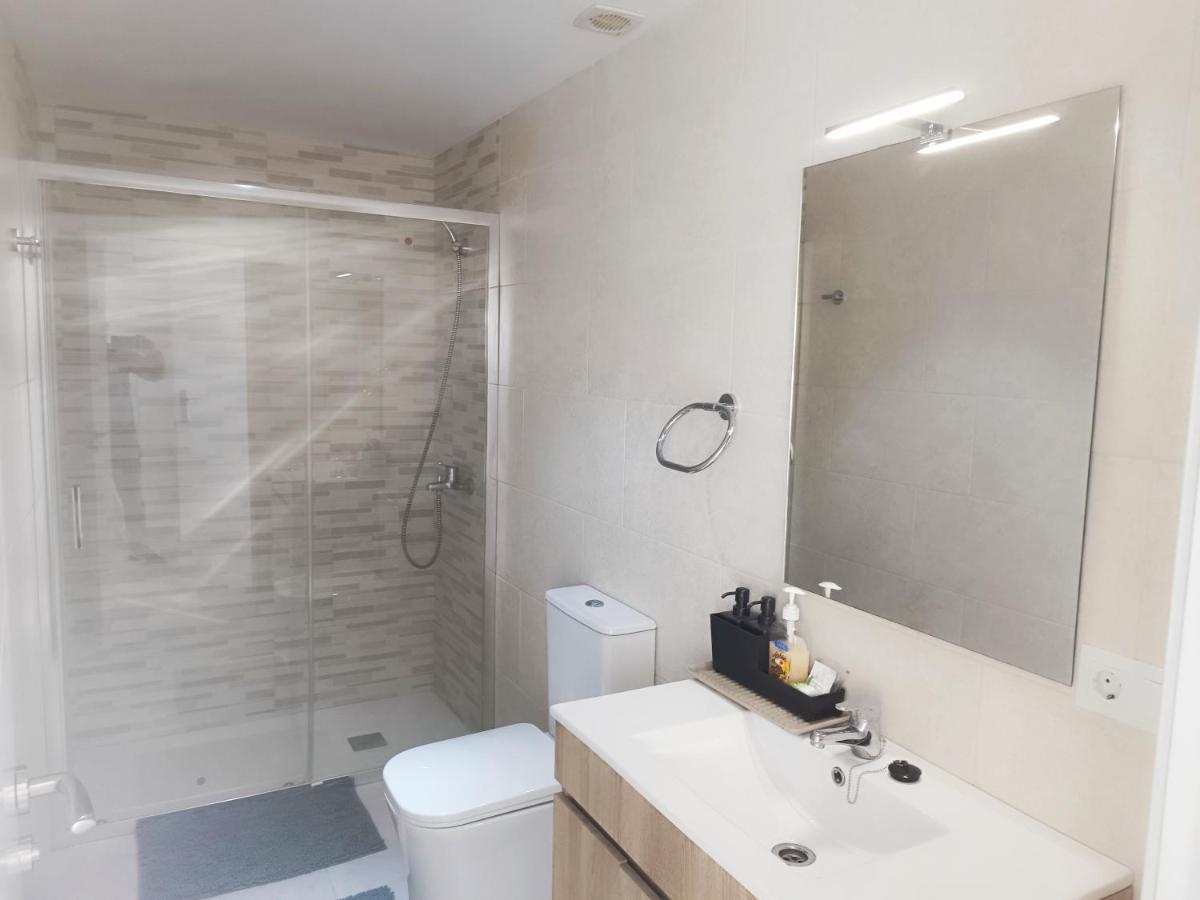 Baj - Apartamentos En Playa Bajondillo, Торремолинос Экстерьер фото